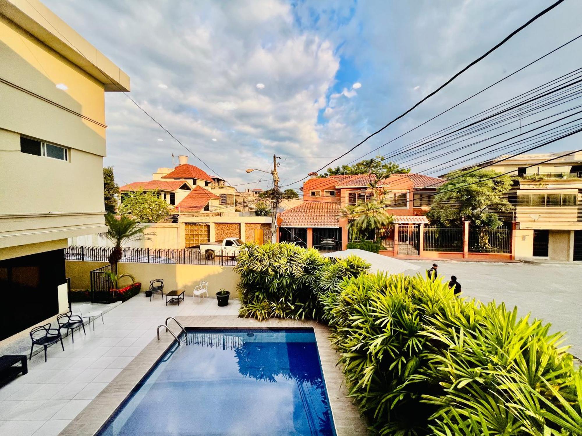 Suite En Unioro Machala Exterior photo